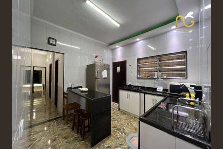 4_photo/94ce203519.0b41dd9f8e6ad8d9-ATLAS-ede707f1-94d0-4678-85d8-eaf4a77c5cea.jpg de casa à venda com 3 quartos, 180m² em Vila Caiçara, Praia Grande