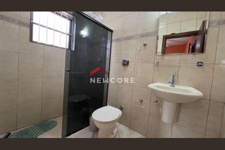 17_photo/94ce20362f.0524c8510f0f8401-ATLAS-c2d9d2af-e008-4fcd-a01b-a16d3fe54eb9.jpg de casa à venda com 1 quarto, 171m² em Vilamar, Praia Grande