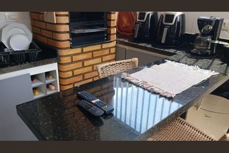 10_photo/94ce20363d.f0d80e315d5f746a-ATLAS-ffdfe4f7-6cb7-4bf9-9a50-d8093db76479.jpg de casa à venda com 3 quartos, 100m² em Vilamar, Praia Grande