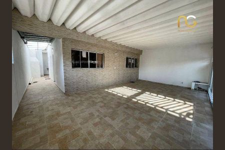 6_photo/94ce203655.f0d246bad4da1cd5-ATLAS-fcd0e8d2-314b-4c27-abfa-5356e5ed562e.jpg de casa à venda com 3 quartos, 100m² em Vilamar, Praia Grande