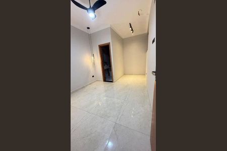 11_photo/94ce20366b.873c8b8e47666640-ATLAS-e41ec3ab-97cc-4c5d-b47b-7f0036c7f868.jpg de casa à venda com 3 quartos, 80m² em Vilamar, Praia Grande