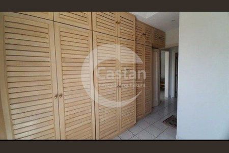 17_photo/94ce20366d.e2172a0309494420-ATLAS-5fff55c5-a8ac-4e2f-9254-4d1f7a672e7b.jpg de apartamento à venda com 2 quartos, 85m² em Vilamar, Praia Grande