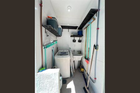 17_photo/94ce2036ff.5b63f18bcccc212e-ATLAS-bb4f0dc4-cfa3-4eac-8aef-90b5e04acacf.jpg de casa à venda com 3 quartos, 121m² em Vilamar, Praia Grande