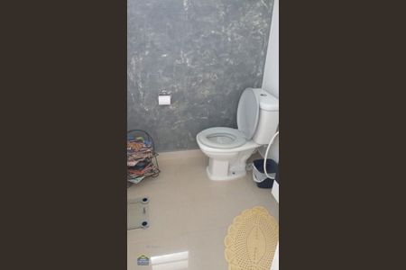18_photo/94ce2037b1.fe96b63aec789ef1-ATLAS-e40a7828-075c-4d6b-b702-4ef0713381d9.jpg de casa à venda com 3 quartos, 129m² em Vilamar, Praia Grande