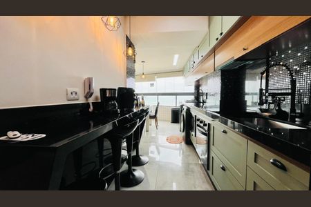 3_photo/94ce20481f.aa57ea8e6e29ee63-ATLAS-15192dcf-4a4f-491d-9bd3-902b1c034f0d.jpg de apartamento à venda com 2 quartos, 64m² em Vilamar, Praia Grande