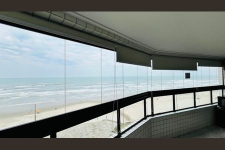 3_photo/94ce20481f.aa57ea8e6e29ee63-ATLAS-a300b923-2724-4dfb-bb08-ca624bece5e4.jpg de apartamento à venda com 2 quartos, 64m² em Vilamar, Praia Grande