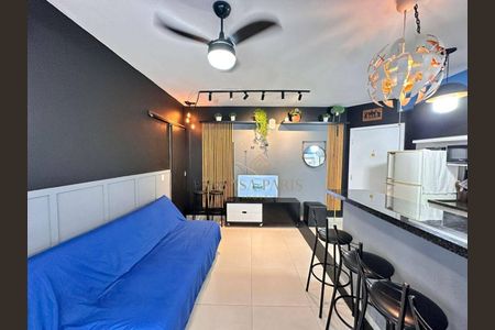 4_photo/94ce20481f.b695c07c2a81989a-ATLAS-2aeafa18-b295-4fa3-a189-c65dd98a9d72.jpg de apartamento à venda com 1 quarto, 44m² em Vilamar, Praia Grande