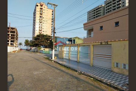 5_photo/94ce20482b.1064b66eef07f5b4-ATLAS-9e724f93-746d-4d8a-8696-4b46dae23cd2.jpg de casa à venda com 2 quartos, 59m² em Vilamar, Praia Grande