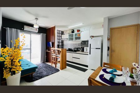 7_photo/94ce204895.0221649e6657d42e-ATLAS-b20e6f8b-153f-46f3-b084-3c2a53f23402.jpg de apartamento à venda com 1 quarto, 45m² em Vila Caiçara, Praia Grande