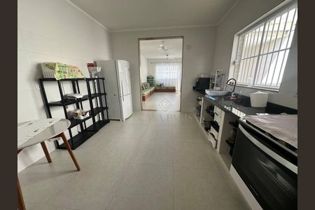 3_photo/94ce2048b9.ae3d86bef28e162d-ATLAS-4b95f50e-96a5-418d-bb3d-c1d92bb39a4d.jpg de casa à venda com 2 quartos, 150m² em Vilamar, Praia Grande