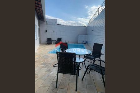 2_photo/94ce2048c5.04f4efb4ec0e2ec3-ATLAS-06f9e6d6-753f-4b2b-941e-9b2736c669fa.jpg de casa à venda com 5 quartos, 214m² em Vilamar, Praia Grande