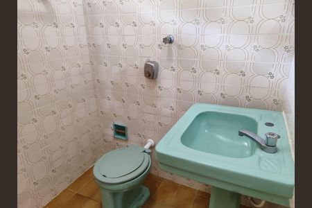 2_photo/94ce20490d.7e2ea02b9085bf9d-ATLAS-0f20ba4d-fffa-4dd5-ac55-984cd00b5d96.jpg de casa à venda com 3 quartos, 200m² em Vilamar, Praia Grande