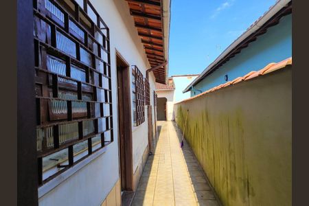 4_photo/94ce20490d.7e2ea02b9085bf9d-ATLAS-933f3fd4-bf74-498c-bbed-086714ad4bfd.jpg de casa à venda com 3 quartos, 200m² em Vilamar, Praia Grande