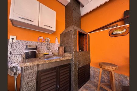 11_photo/94ce20493f.7e2ea02b9085bf9d-ATLAS-5a356829-86ad-4888-b904-66c6a0dbb5ff.jpg de casa à venda com 2 quartos, 79m² em Vilamar, Praia Grande