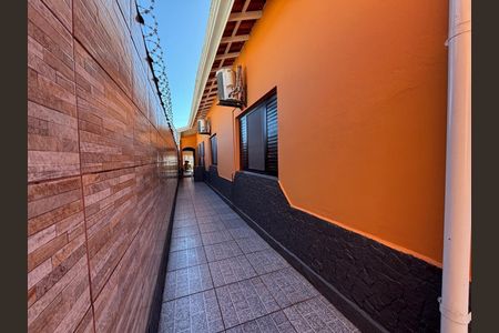 30_photo/94ce20493f.7e2ea02b9085bf9d-ATLAS-71ecc723-3fb7-4cb2-a483-9f73f5be811c.jpg de casa à venda com 2 quartos, 79m² em Vilamar, Praia Grande