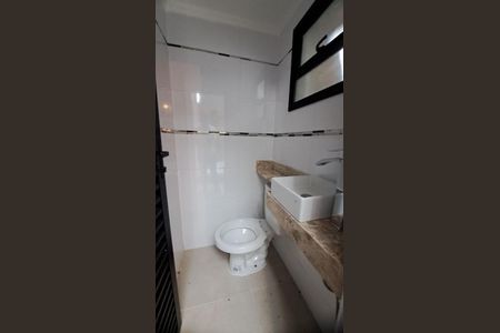 7_photo/94ce204941.f52bb8a03dcc63bc-ATLAS-a1ef2858-9fdf-4a3b-9b85-7e8d8b432ca1.jpg de casa à venda com 3 quartos, 116m² em Vilamar, Praia Grande