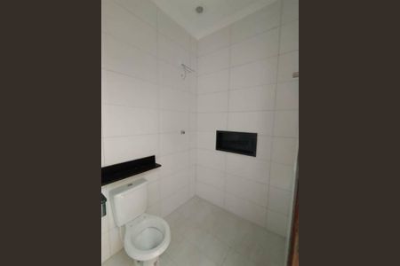 3_photo/94ce204955.c6b8d8ccc2555c1d-ATLAS-2806bbc0-6603-4f36-977b-f3a93d66d5d3.jpg de casa à venda com 2 quartos, 78m² em Vilamar, Praia Grande