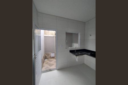 14_photo/94ce204955.c6b8d8ccc2555c1d-ATLAS-c6430259-4f7c-4af5-8d20-d3564da37b51.jpg de casa à venda com 2 quartos, 78m² em Vilamar, Praia Grande