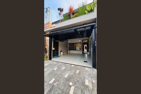 3_photo/94ce204957.7cc5f6eb30674ee3-ATLAS-202c7491-decd-41de-9a61-74afd4bbabbd.jpg de apartamento à venda com 3 quartos, 115m² em Vilamar, Praia Grande