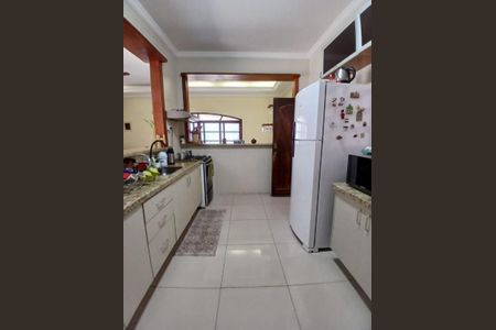 17_photo/94ce204971.72c99cad9401b729-ATLAS-02e269e8-02d0-47bb-a4d7-c7b4ebd5d454.jpg de casa à venda com 3 quartos, 205m² em Vilamar, Praia Grande