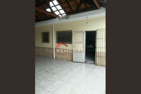 2_photo/94ce2049c5.dd36eae811456584-ATLAS-9e0d113d-651f-4725-b8f2-419877e9ccb4.jpg de casa à venda com 2 quartos, 90m² em Vilamar, Praia Grande