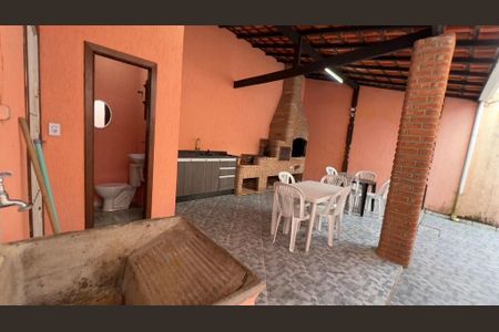 5_photo/94ce2049d9.15f4a19d538e62fb-ATLAS-a62864b0-123f-49a9-85a6-248ecfab1b4b.jpg de casa à venda com 3 quartos, 171m² em Vilamar, Praia Grande