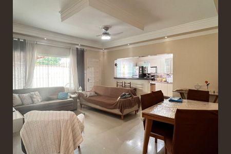 2_photo/94ce2049dd.72b299ddc7bc3168-ATLAS-3a910f24-189c-4e15-a005-9899d552e7fb.jpg de casa à venda com 3 quartos, 180m² em Vilamar, Praia Grande