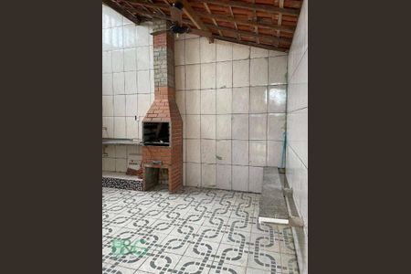 2_photo/94ce204a3f.131c711fc740dfc3-ATLAS-03a043fb-e353-475a-bc04-7643cb20352b.jpg de casa à venda com 2 quartos, 150m² em Vilamar, Praia Grande