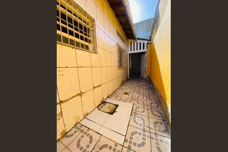 10_photo/94ce204a3f.131c711fc740dfc3-ATLAS-3bd2a94d-2adb-4a36-8b8d-54e877ebf03a.jpg de casa à venda com 2 quartos, 82m² em Vilamar, Praia Grande