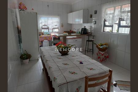 47_photo/94ce204bf1.1fa6a91c389b6b6f-ATLAS-74ec1a06-3ca3-4c2e-996f-cc7d1e51f08a.jpg de casa à venda com 4 quartos, 175m² em Vilamar, Praia Grande