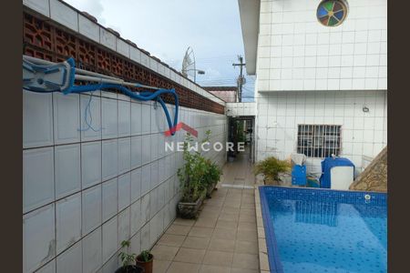 41_photo/94ce204bf1.1fa6a91c389b6b6f-ATLAS-7dca9007-4c8b-41ed-900e-9a667d1ebf45.jpg de casa à venda com 4 quartos, 175m² em Vilamar, Praia Grande