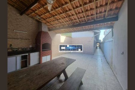 8_photo/94ce204c35.ad71ebb9c876c57a-ATLAS-4307a0e6-37c8-4c9f-94fc-0c8a11c916d2.jpg de casa à venda com 2 quartos, 98m² em Vilamar, Praia Grande