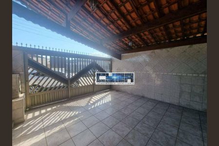 11_photo/94ce204c35.ad71ebb9c876c57a-ATLAS-9b4df8b2-2583-43cc-b56b-003fbb39d701.jpg de casa à venda com 2 quartos, 98m² em Vilamar, Praia Grande