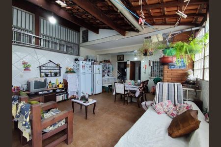 7_photo/94ce204c4f.f7fe6dbefd3a263e-ATLAS-8d27ec10-6a94-4fe9-aa60-3b13515f1476.jpg de casa à venda com 3 quartos, 148m² em Vilamar, Praia Grande