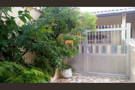 4_photo/94ce204d8d.f538b9c1631d8d6a-ATLAS-216f2d9a-2cf5-45a5-9e4b-1d80a5b56def.jpg de casa à venda com 2 quartos, 120m² em Vila Caiçara, Praia Grande