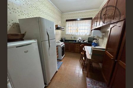 7_photo/94ce204d8d.f538b9c1631d8d6a-ATLAS-6d20d08f-4839-42d6-8a9e-bb6e106f6d5b.jpg de casa à venda com 2 quartos, 213m² em Vila Caiçara, Praia Grande