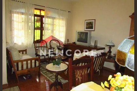 12_photo/94ce204df3.504d65e1ca918976-ATLAS-9a39cfce-ecef-4872-9175-20b3e786e1f5.jpg de casa à venda com 2 quartos, 213m² em Vila Caiçara, Praia Grande