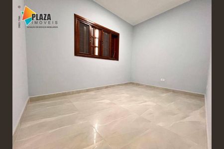 11_photo/94ce204e1b.96458e673c4e6a1a-ATLAS-76f6af29-d85a-434c-b919-52d3c4bac72e.jpg de casa à venda com 2 quartos, 102m² em Jardim Imperador, Praia Grande