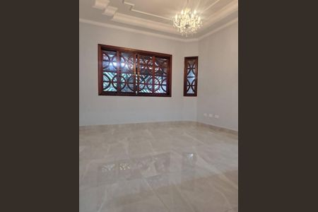 2_photo/94ce204e3d.4eb40edb5c082e87-ATLAS-3b7939c7-a9d4-4e9d-9b6d-2e96265703e1.jpg de casa à venda com 2 quartos, 103m² em Real, Praia Grande