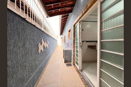 7_photo/94ce204e3d.e4d57be59a2bcc96-ATLAS-aaddfc9f-7d31-45e5-a220-bfffa0c2c284.jpg de casa à venda com 2 quartos, 103m² em Real, Praia Grande