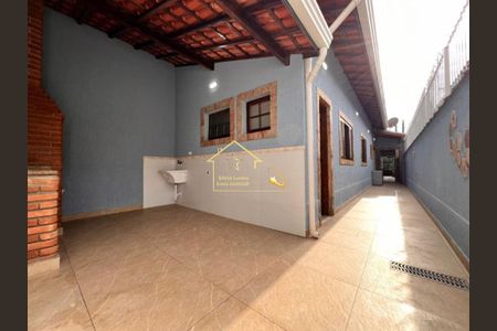 5_photo/94ce204e4f.7e2ea02b9085bf9d-ATLAS-93fd2ff3-bd5c-4a82-aaaa-dab5df6730e5.jpg de casa à venda com 2 quartos, 103m² em Jardim Imperador, Praia Grande
