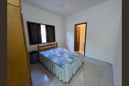 4_photo/94ce204ef9.d7b7135cffaafe0a-ATLAS-d4c912f3-5d0a-4dff-93cb-e34913ce611c.jpg de casa à venda com 3 quartos, 120m² em Vilamar, Praia Grande