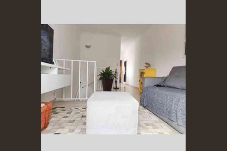 10_photo/94ce204f0d.7a69ff73eb43ff8d-ATLAS-e7e01e30-a103-4784-87e3-23f8ff773f41.jpg de casa à venda com 3 quartos, 98m² em Jardim Imperador, Praia Grande