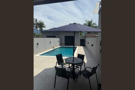 3_photo/94ce204f21.1c30879e3ee593f9-ATLAS-3a9d8c60-6029-4e58-8f7f-77b0476ba9bf.jpg de casa à venda com 3 quartos, 320m² em Vilamar, Praia Grande