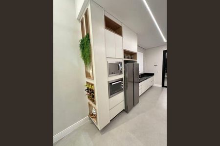 2_photo/94ce204f21.1c30879e3ee593f9-ATLAS-550ce5fa-ef75-4d49-a9f6-b19da1a28f39.jpg de casa à venda com 3 quartos, 320m² em Vilamar, Praia Grande