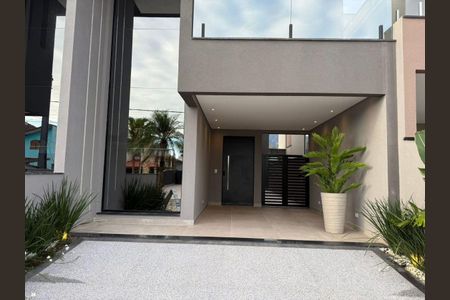 6_photo/94ce204f21.1c30879e3ee593f9-ATLAS-5e2b4aff-6e98-4e34-a7a5-972171f580eb.jpg de casa à venda com 3 quartos, 320m² em Vilamar, Praia Grande