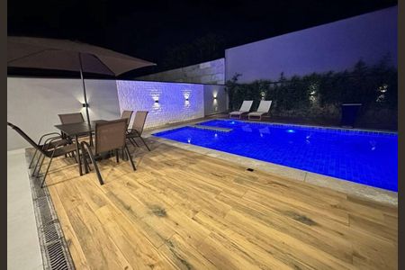 10_photo/94ce204f21.1c30879e3ee593f9-ATLAS-f3e2e3de-a713-4d9b-b5c2-044d2bde5db3.jpg de casa à venda com 3 quartos, 320m² em Vilamar, Praia Grande