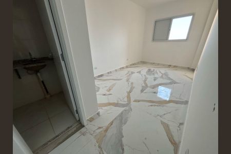 4_photo/94ce204f5b.addc97a86a75e352-ATLAS-04676ca5-cd25-4510-9481-e2fca3bddd35.jpg de apartamento à venda com 2 quartos, 80m² em Jardim Imperador, Praia Grande