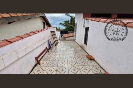 42_photo/94ce204f69.54b8780a509023fd-ATLAS-db9f3758-cd42-40d2-a5f0-a7cf9f53ce52.jpg de casa à venda com 2 quartos, 124m² em Jardim Imperador, Praia Grande