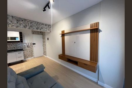 3_photo/94ce204f7f.e37080e8a7811c60-ATLAS-62ca39e0-053b-4840-8e28-570cd6daf36b.jpg de apartamento à venda com 1 quarto, 36m² em Jardim Imperador, Praia Grande